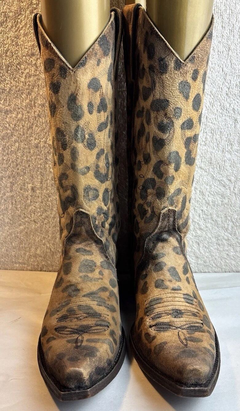 Cavenders Boots Womens 6 BLeopard Print Western Cowgirl Snip Toe Rodeo